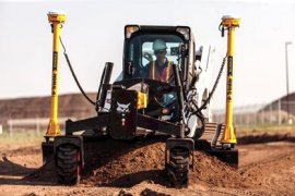 Bobcat T870 compact track loader with grader accessory and 3D prepared system.